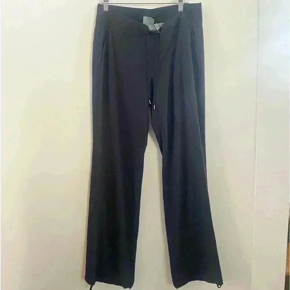 Athleta black boot cut athletic pants 6‎